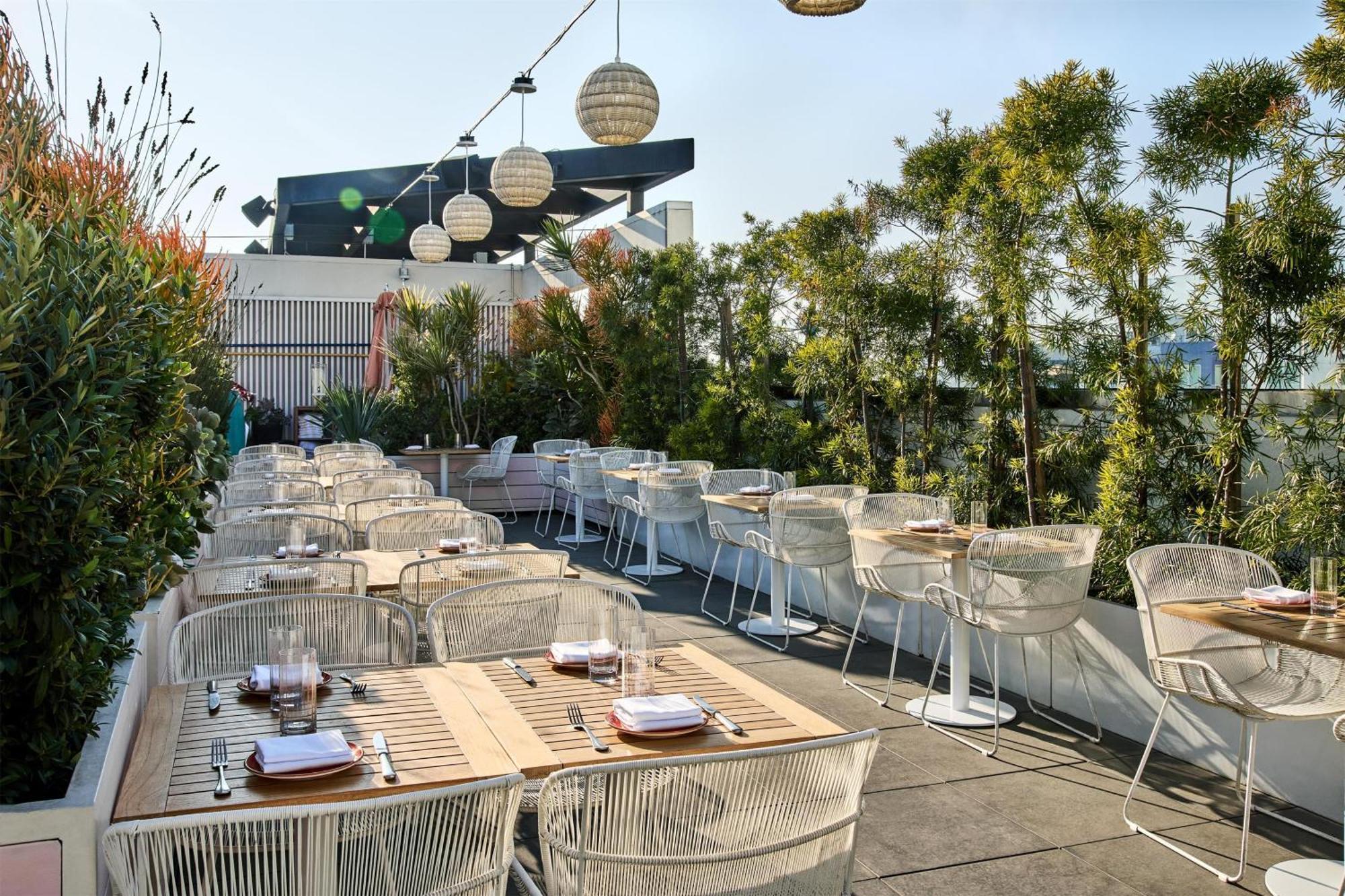 Hotel The Shay, A Destination By Hyatt