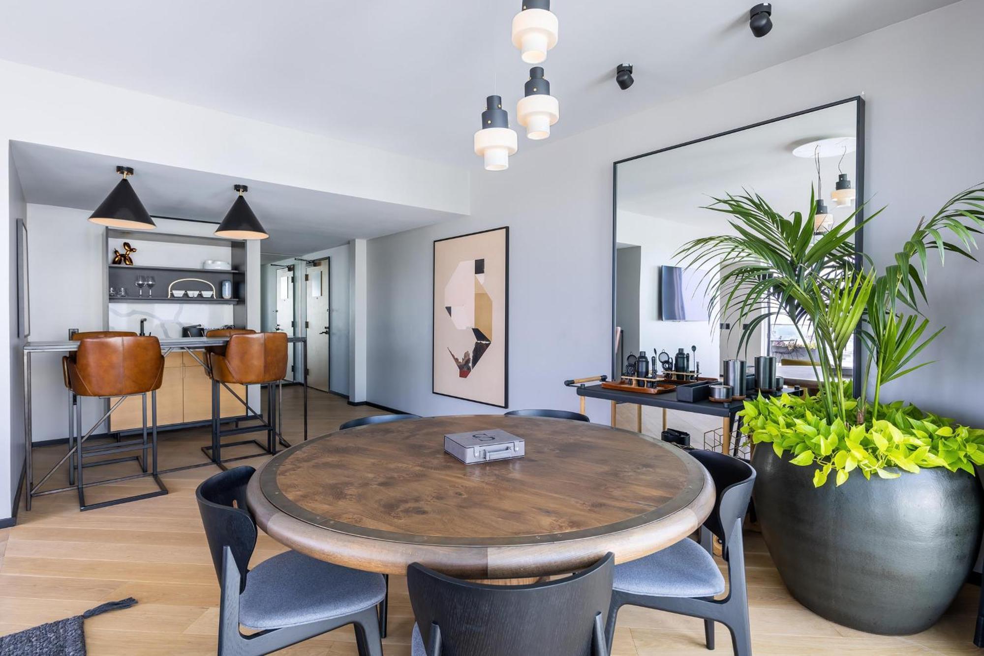 Hotel The Shay, A Destination By Hyatt Los Angeles