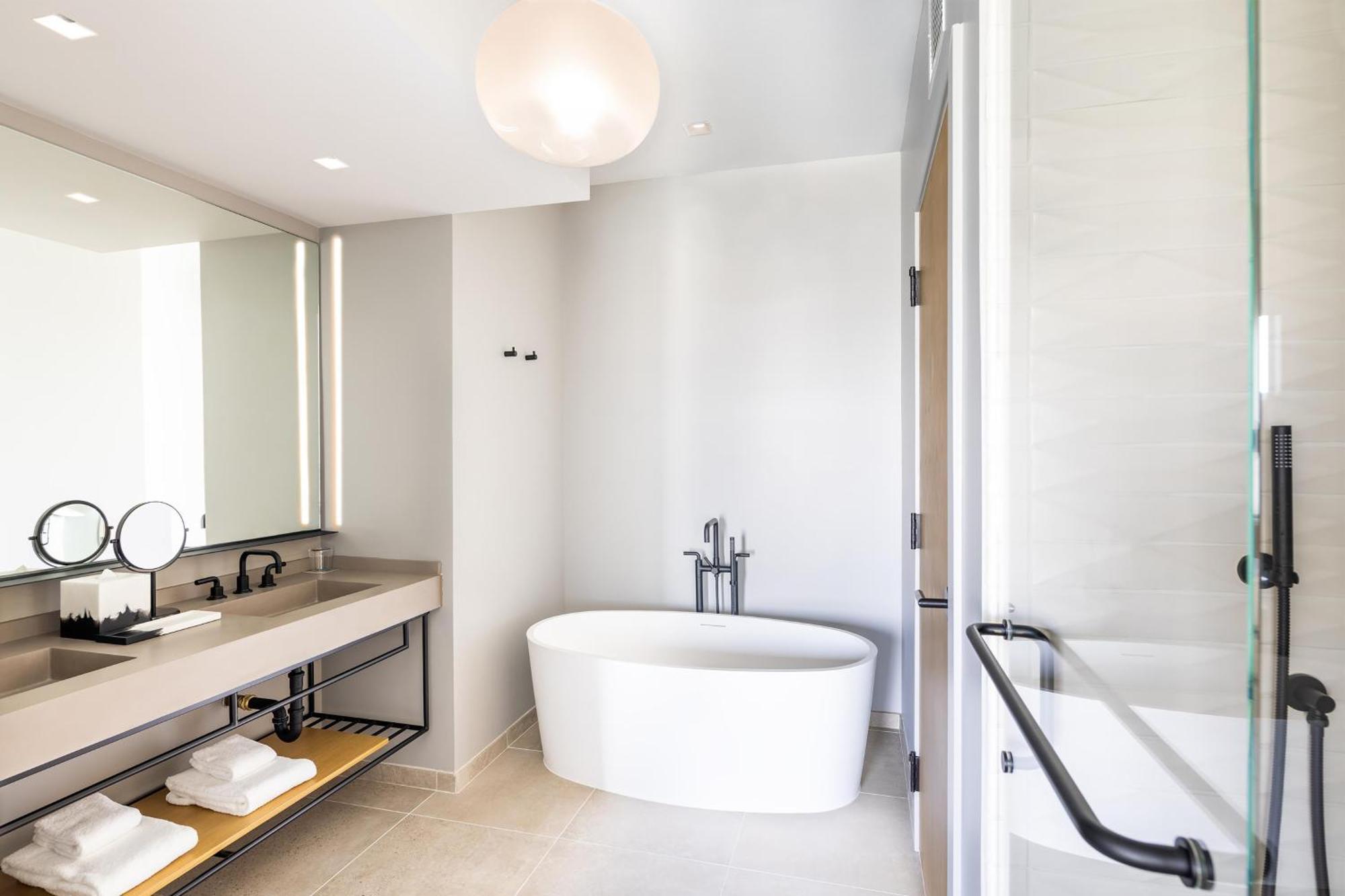 The Shay, A Destination By Hyatt Los Angeles